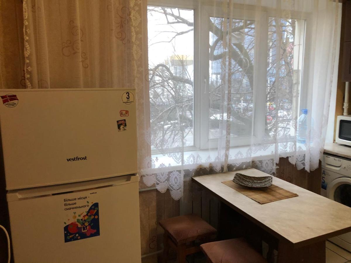 Kyiv Apartment On Peremohy Avenue 16 Daily Rent Exterior photo